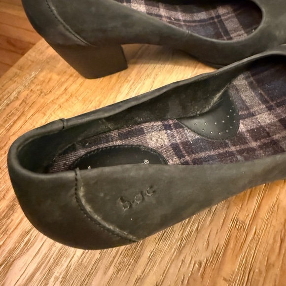 b.o.c. Black Heels Classic Design - Picture 3 of 10